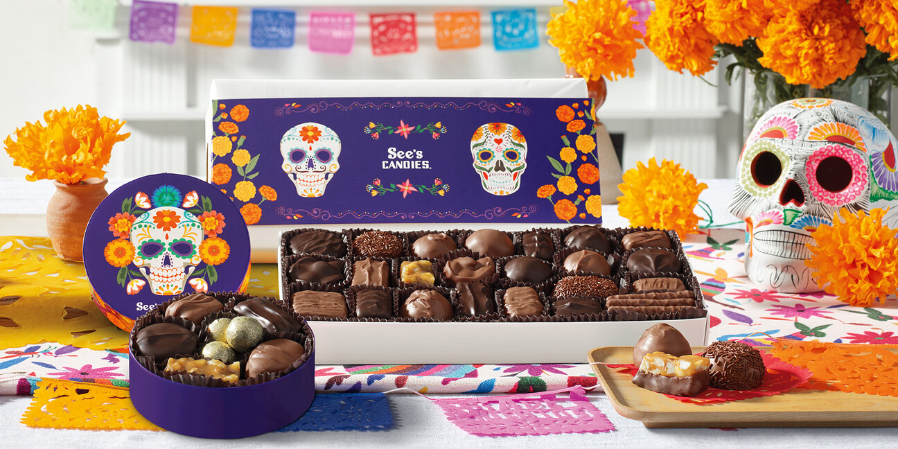 Festive Día De Los Muertos Candies and Gifts