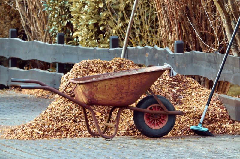 Use mulch or grass for dog pen