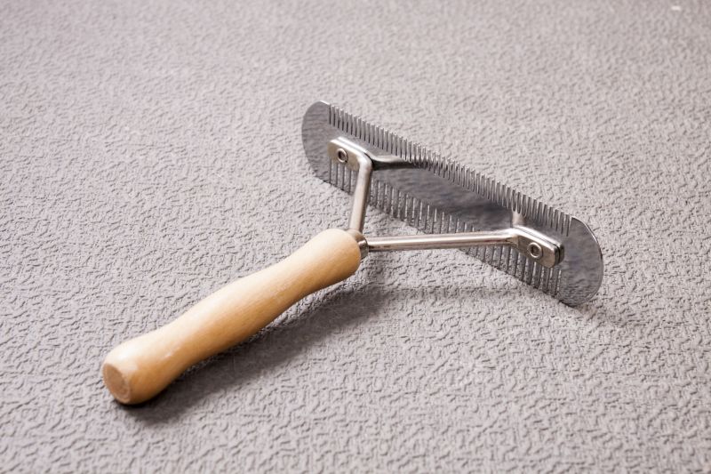 Grooming rake